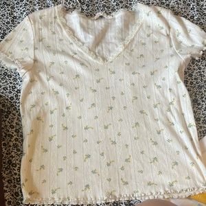 Flowery shirt size medium cropped very good condition
